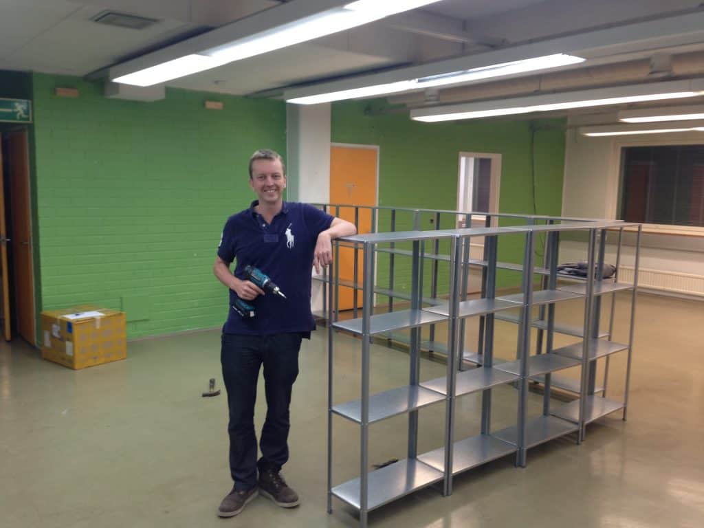 Tilan löydyttyä Osuustieltä Mäntsälästä, alkoi sen virittäminen käyttökuntoon. Joulun alla oli syytä toimia nopeasti.