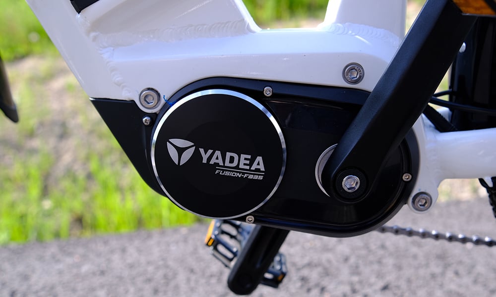 yadea keskimoottori sähköpyörässä